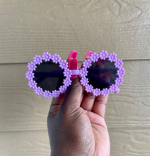 Load image into Gallery viewer, Daisy Shades
