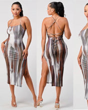 Load image into Gallery viewer, Focus On Me Midi Dress

